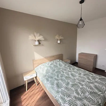Apartment Chaleureux -